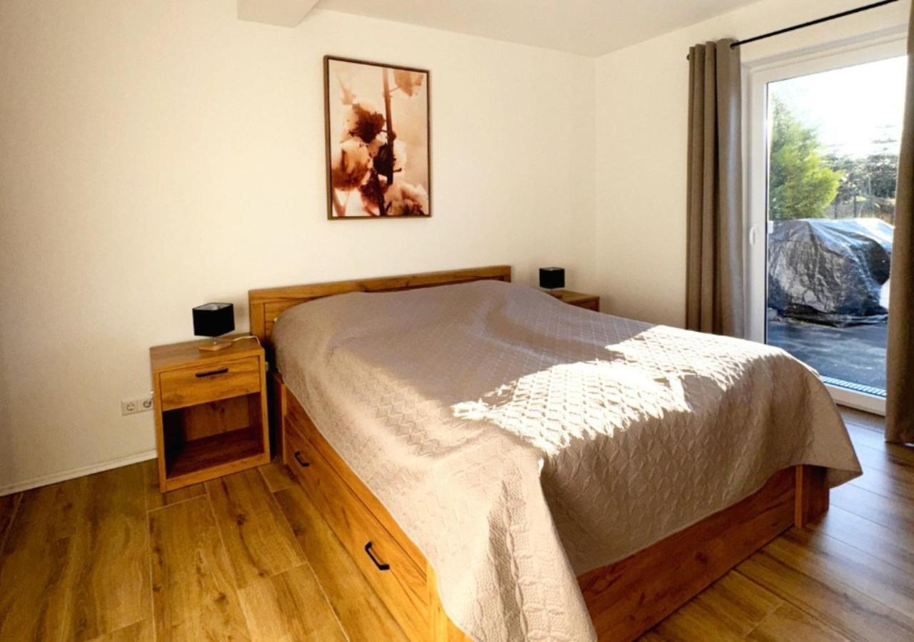 Greenhouse Living Apartment Nivis Mit Garten - 4 Minuten Nach Winterberg - Wandern, Mountainbike Fahren - Natur Geniessen Medebach Eksteriør billede