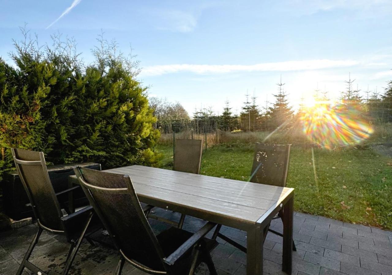 Greenhouse Living Apartment Nivis Mit Garten - 4 Minuten Nach Winterberg - Wandern, Mountainbike Fahren - Natur Geniessen Medebach Eksteriør billede